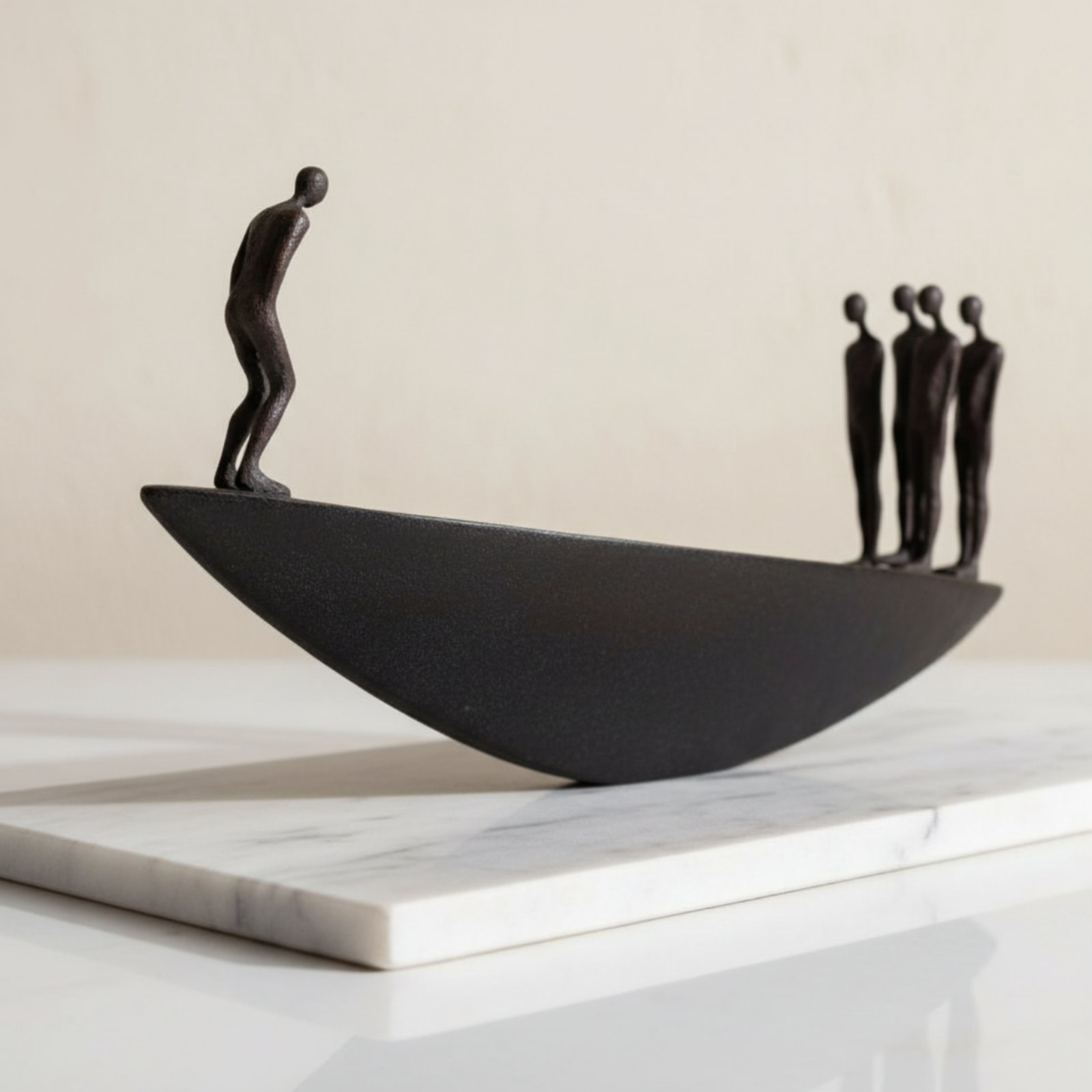 Estátua Moderna de Barco à Vel - Resin Art Furniture avaliação e preço